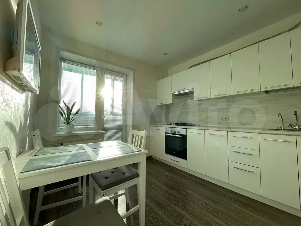 2-к. квартира, 55 м, 3/5 эт. - Фото 0