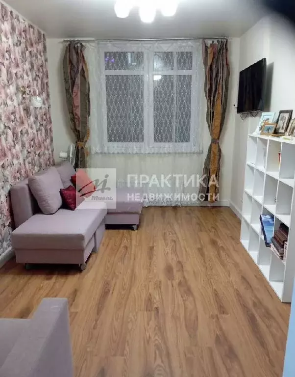 Продается 2-комнатная квартира - Фото 1