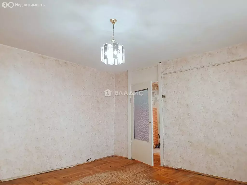 2-комнатная квартира: Смоленск, улица Нахимова, 13В (56 м) - Фото 1