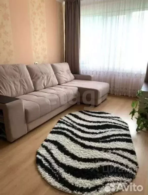 4-к кв. Псковская область, Печоры Вокзальная ул., 13 (79.6 м) - Фото 0