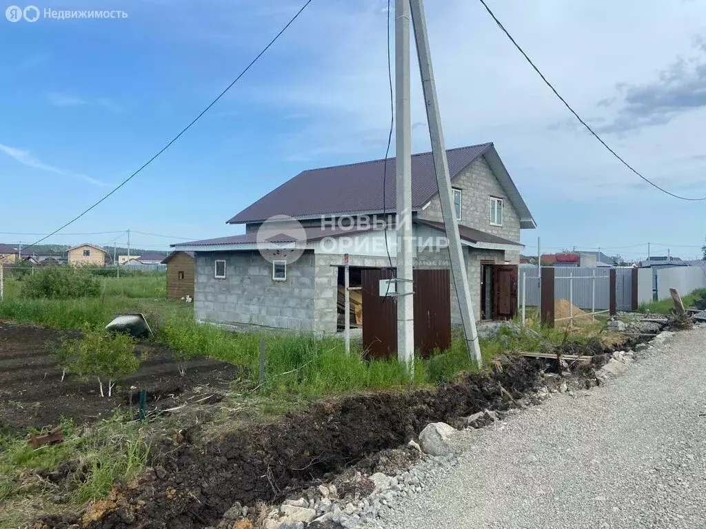 Дом в Екатеринбург, 2-я Баритовая улица (179.3 м) - Фото 1