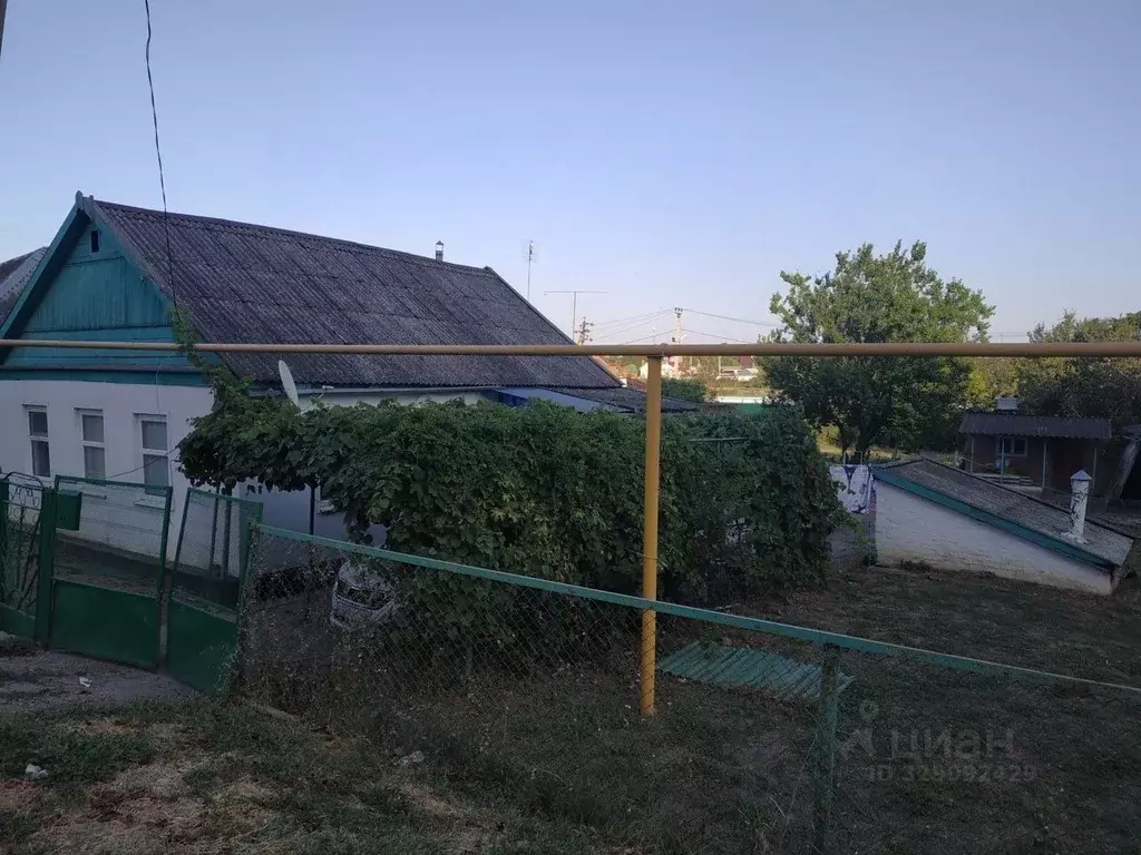 Участок в Краснодарский край, Ленинградская ст-ца  (10.0 сот.) - Фото 2