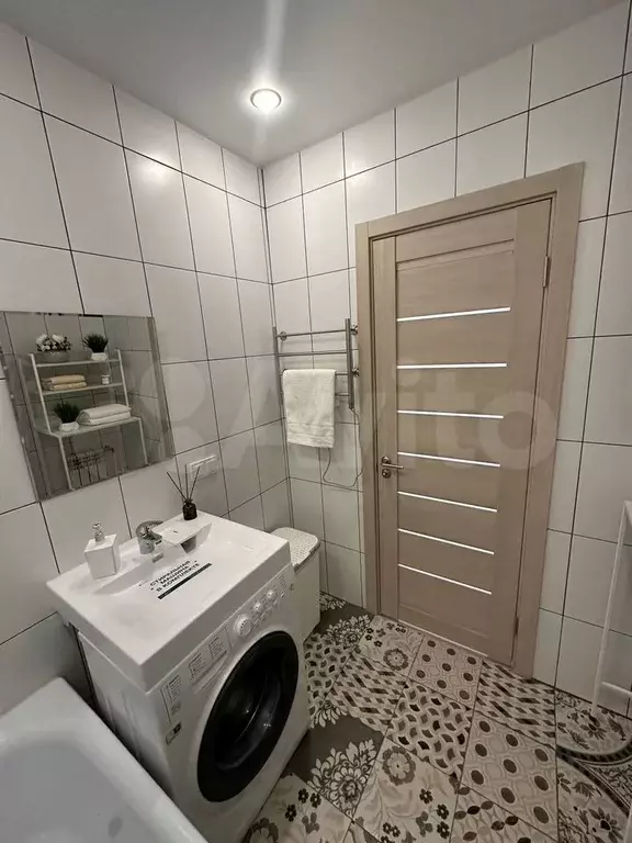 1-к. квартира, 34 м, 7/18 эт. - Фото 0