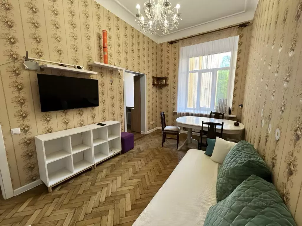 3-к кв. Санкт-Петербург 15-я Васильевского острова линия, 72 (74.1 м) - Фото 1
