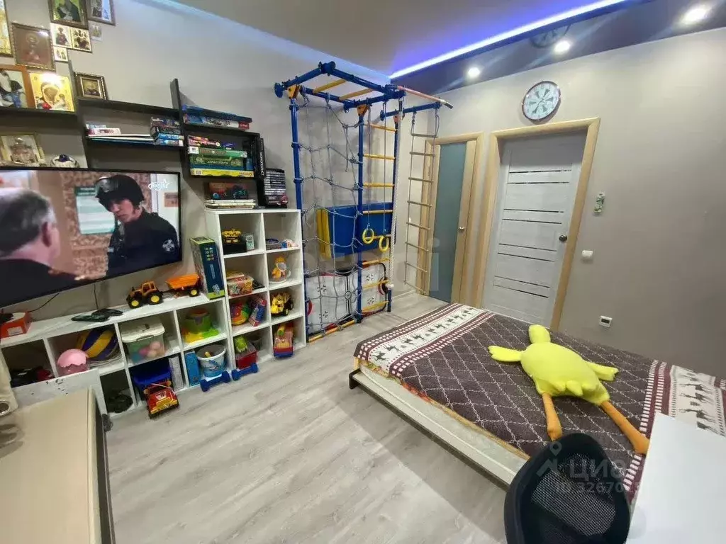 2-к кв. Ямало-Ненецкий АО, Новый Уренгой ул. 26-го съезда КПСС, 8А ... - Фото 2