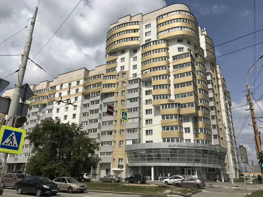 3-к кв. Свердловская область, Екатеринбург ул. Бакинских Комиссаров, ... - Фото 1