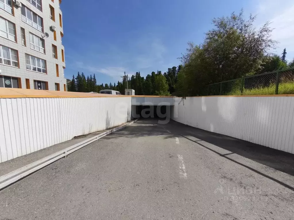 Гараж в Ханты-Мансийский АО, Ханты-Мансийск ул. Гагарина, 35 (16 м) - Фото 2