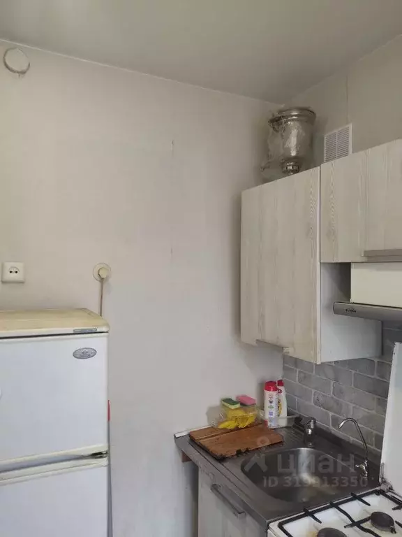2-к кв. Мурманская область, Мурманск ул. Коминтерна, 15 (42.0 м) - Фото 1