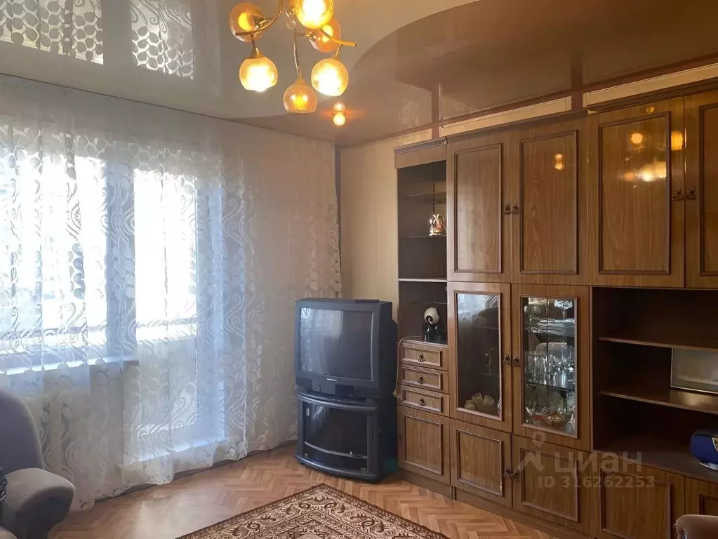 3-к кв. Кемеровская область, Новокузнецк ул. Тольятти, 76 (64.7 м) - Фото 1