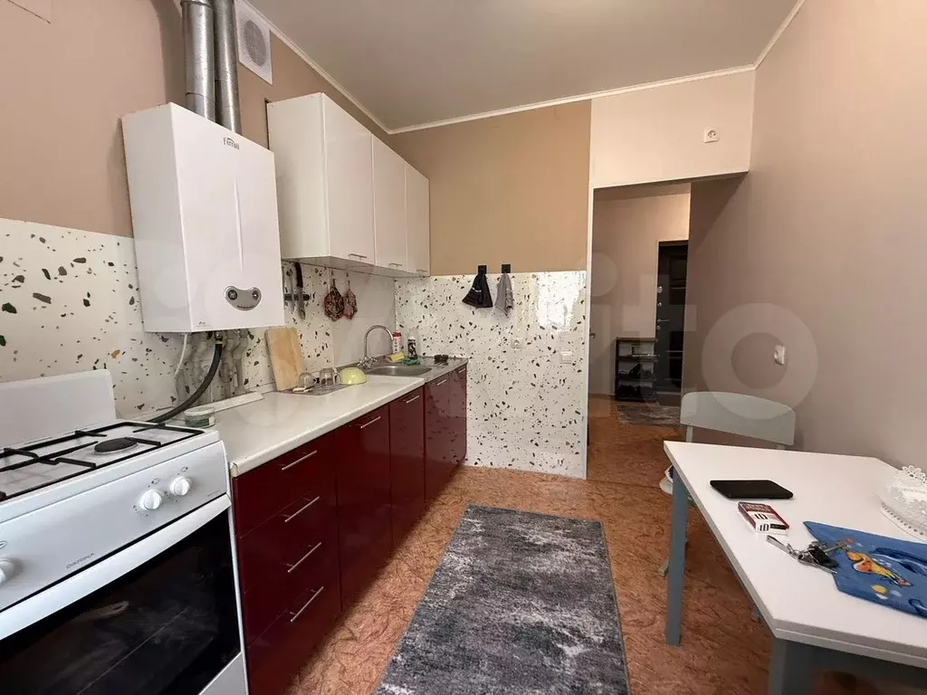 2-к. квартира, 42 м, 1/3 эт. - Фото 0