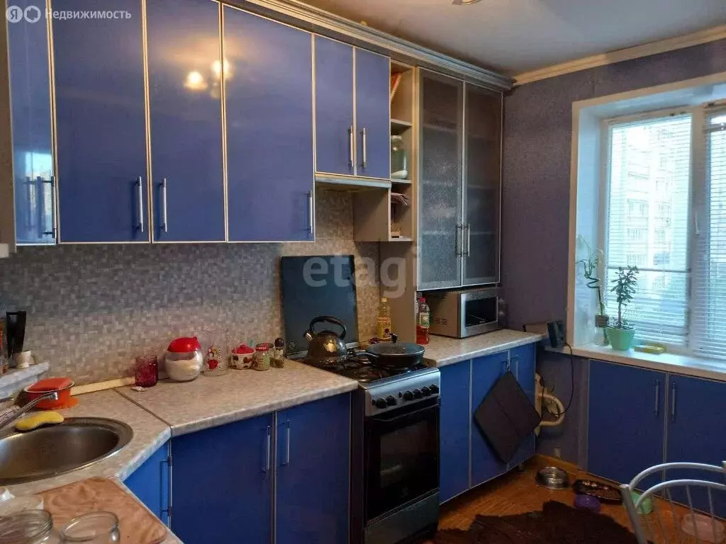 4-комнатная квартира: Губкин, Преображенская улица, 8 (76.5 м) - Фото 1