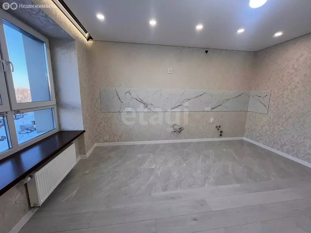 3-комнатная квартира: Сыктывкар, улица Карла Маркса, 165 (74.4 м) - Фото 2