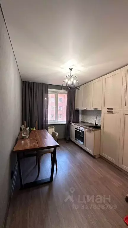 1-к кв. Красноярский край, Красноярск ул. Куйбышева, 93 (41.8 м) - Фото 0