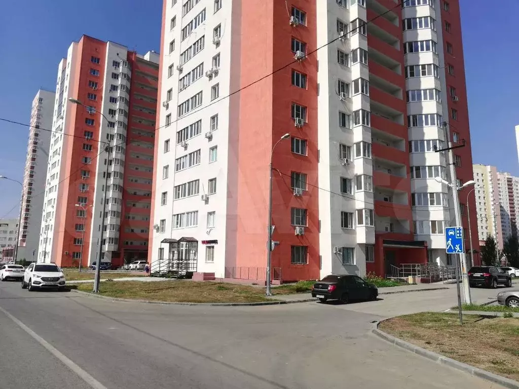 Продажа торгового помещения с 2-мя входами - Фото 1