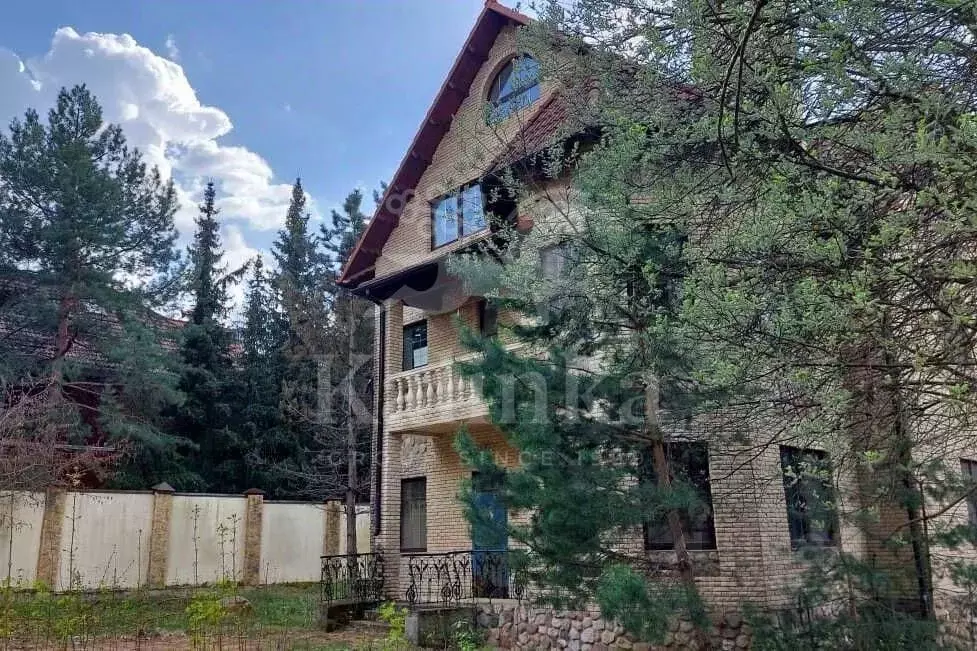 Участок в Московская область, Одинцовский городской округ, пос. ... - Фото 1