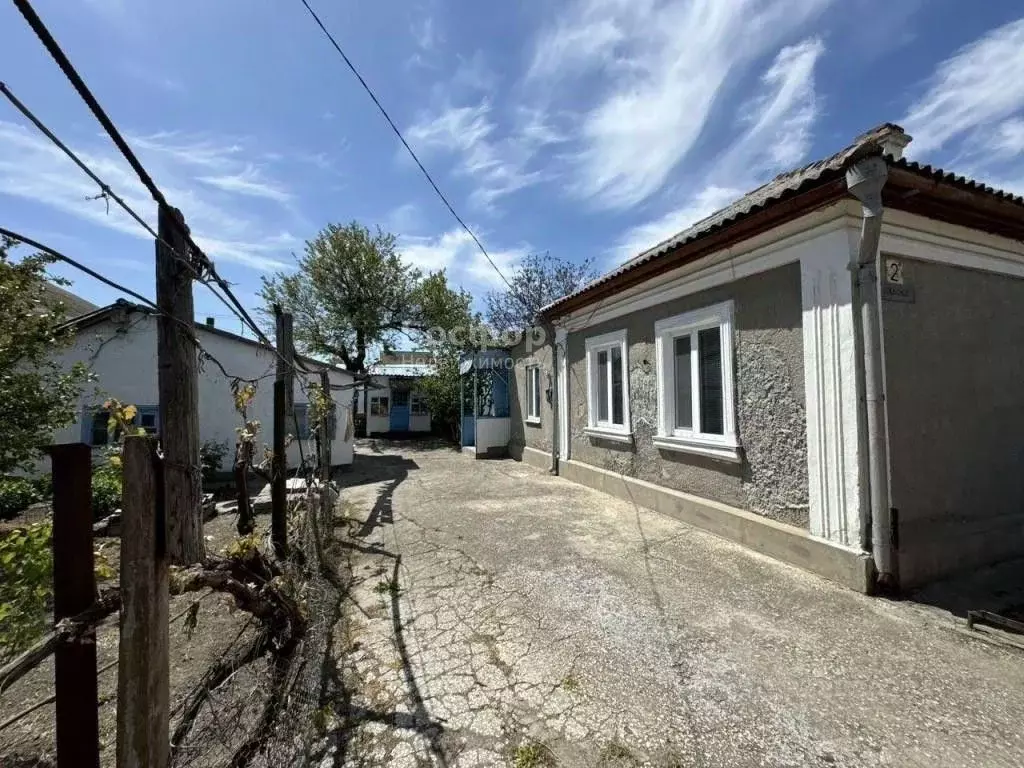 Дом в Крым, Советский пгт ул. 30 лет Победы (60 м) - Фото 1