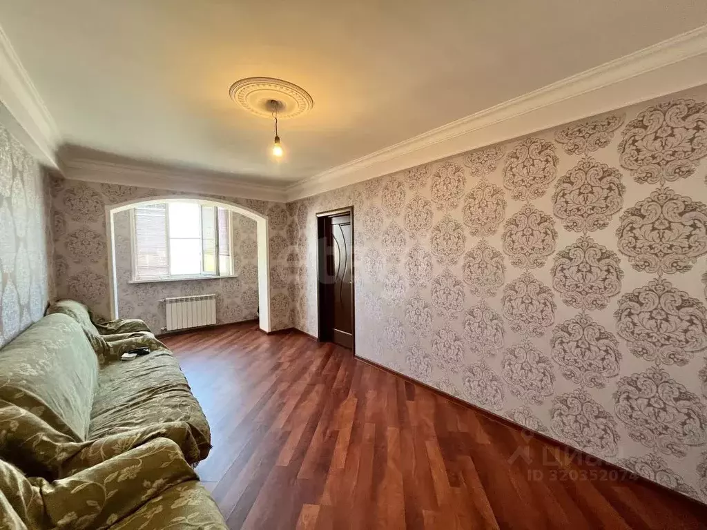 3-к кв. Дагестан, Махачкала ул. Героев Дагестана, 8 (70.0 м) - Фото 0