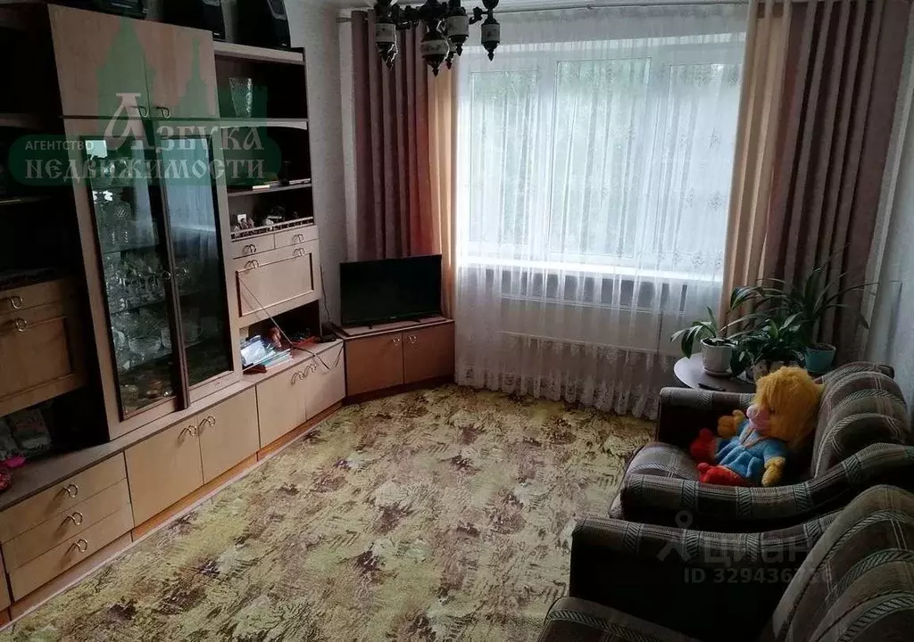 3-к кв. Смоленская область, Смоленск Кловская ул., 1 (63.1 м) - Фото 1