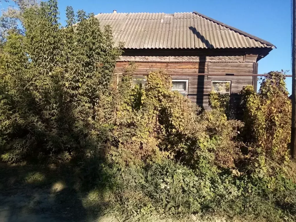 Дом в Саратовская область, Вольский район, Терсинское муниципальное ... - Фото 1