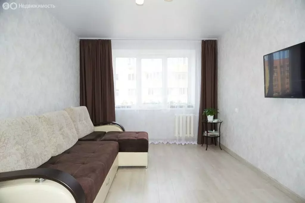 3-комнатная квартира: Стерлитамак, микрорайон Солнечный, улица Караная ... - Фото 2