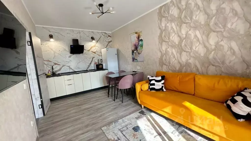 1-к кв. Белгородская область, Старый Оскол Космос мкр, 11А (42.0 м) - Фото 1