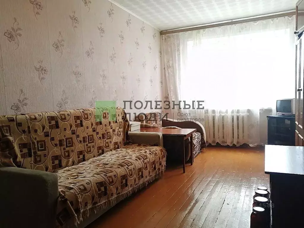 2-к кв. Самарская область, Сызрань Астраханская ул., 33 (43.5 м) - Фото 1