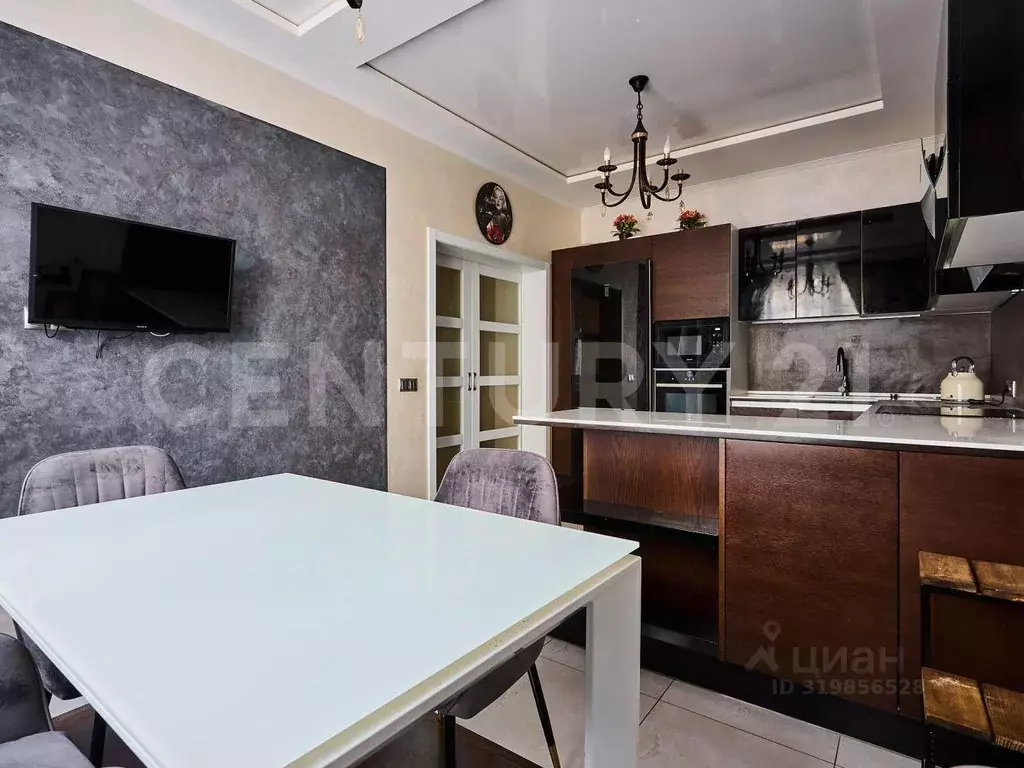 Квартира, 3 комнаты, 94.1 м - Фото 0