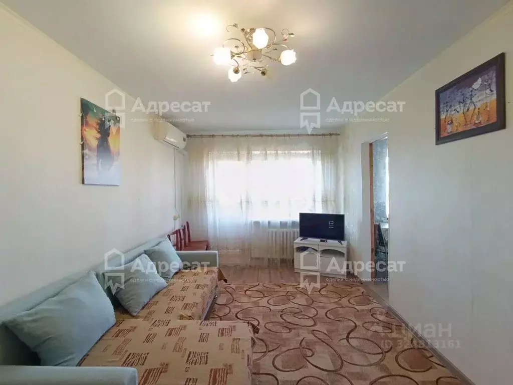 2-к кв. Волгоградская область, Волгоград ул. Дзержинского, 6 (44.6 м) - Фото 1