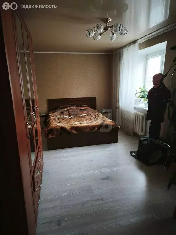 3-комнатная квартира: Тюмень, улица Станислава Карнацевича, 12 (76 м) - Фото 2