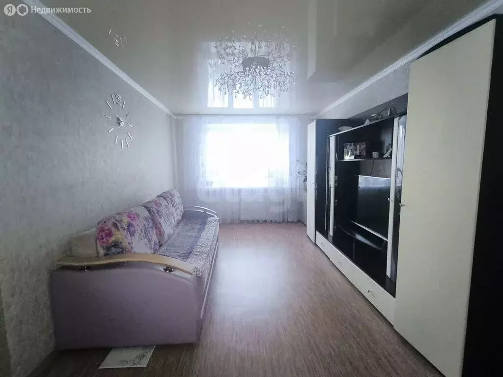 3-комнатная квартира: Стерлитамак, Коммунистическая улица, 24 (56.4 м) - Фото 2