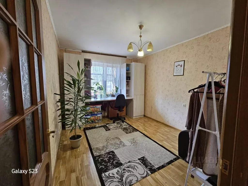 3-к кв. Курская область, Курск Звездная ул., 21 (75.0 м) - Фото 0