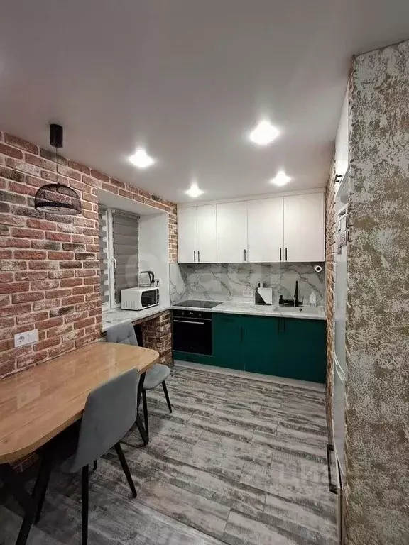 2-к кв. Кировская область, Киров Советская ул., 22 (45.3 м) - Фото 2