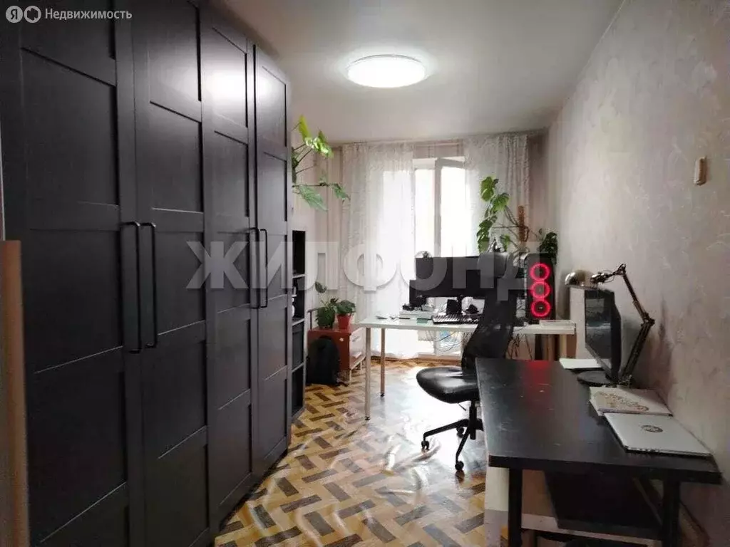 3-комнатная квартира: Новосибирск, улица Адриена Лежена, 5 (60.1 м) - Фото 1