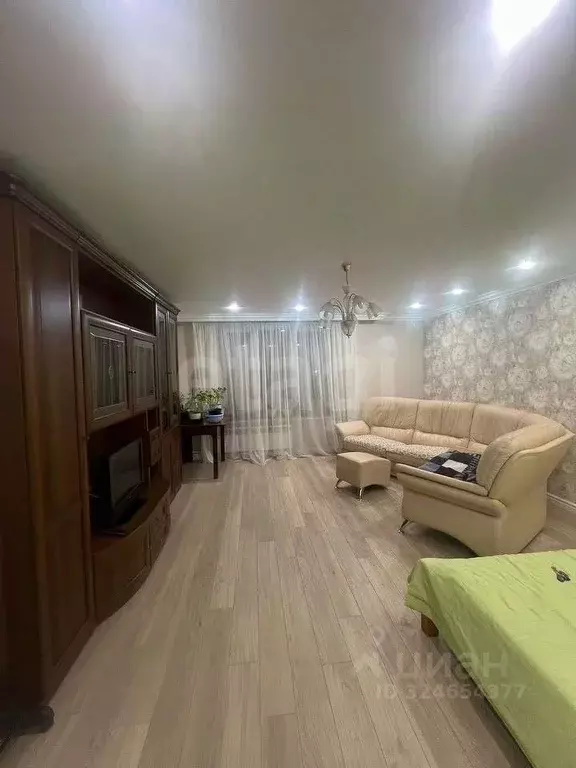 1-к кв. Удмуртия, Ижевск Совхозная ул., 1А (42.0 м) - Фото 1