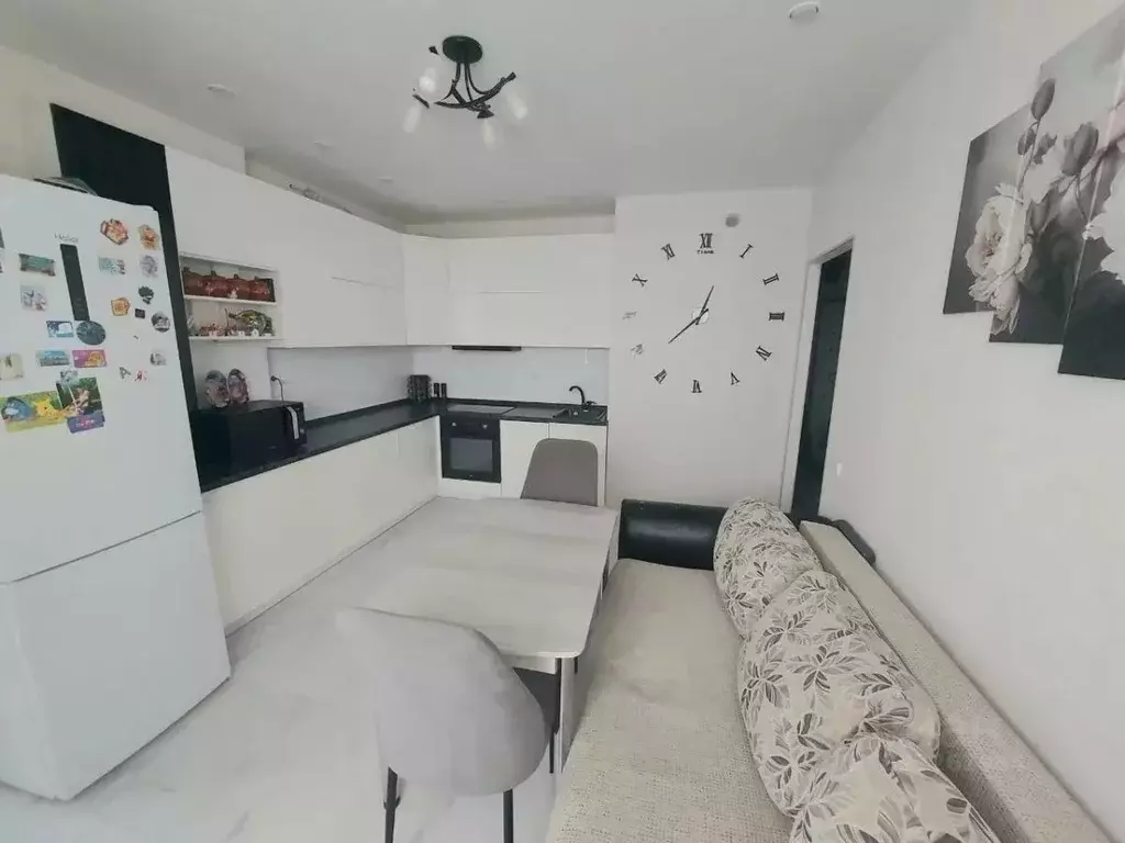 2-к кв. Волгоградская область, Волгоград ул. Гаря Хохолова, 4 (53.0 м) - Фото 1