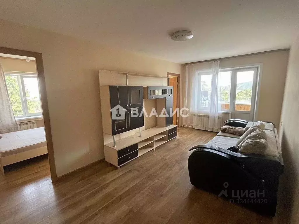 3-к кв. Бурятия, Улан-Удэ 102-й мкр, ул. Ринчино, 14 (56.4 м) - Фото 2
