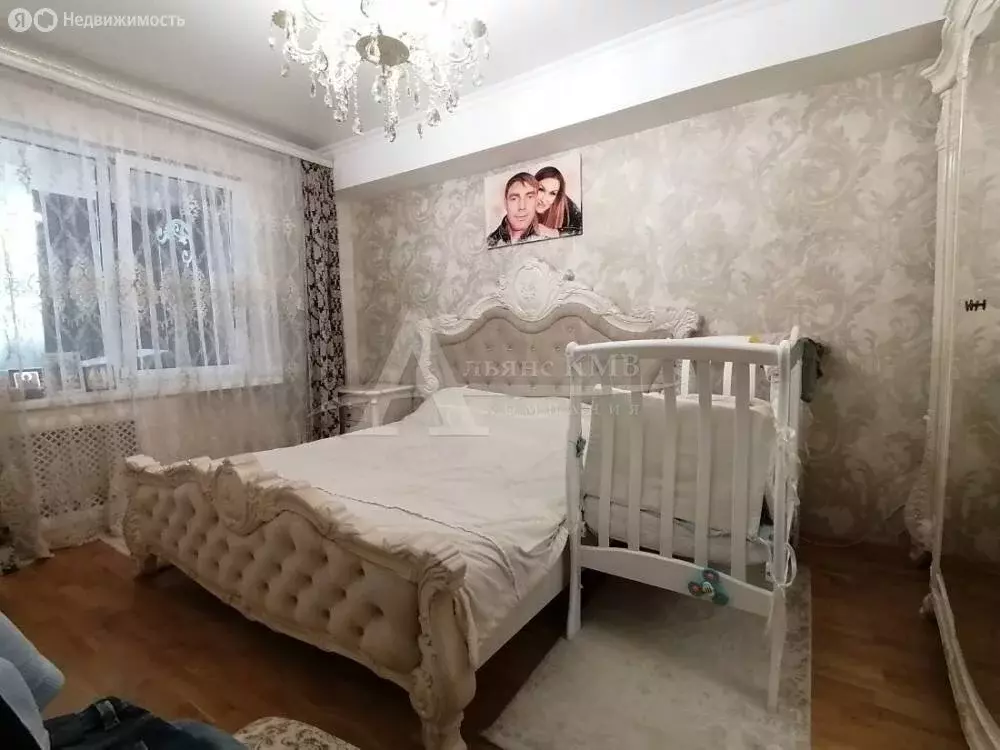 3-комнатная квартира: Кисловодск, Набережная улица, 1 (80 м) - Фото 1