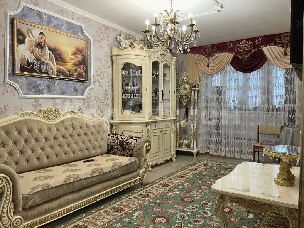 Продается 3-комнатная квартира - Фото 1