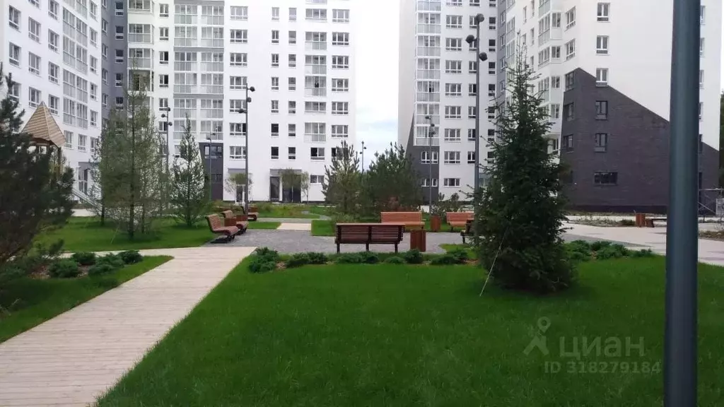 2-к кв. Москва пос. Коммунарка, ул. Потаповская Роща, 26к3 (50.0 м) - Фото 0