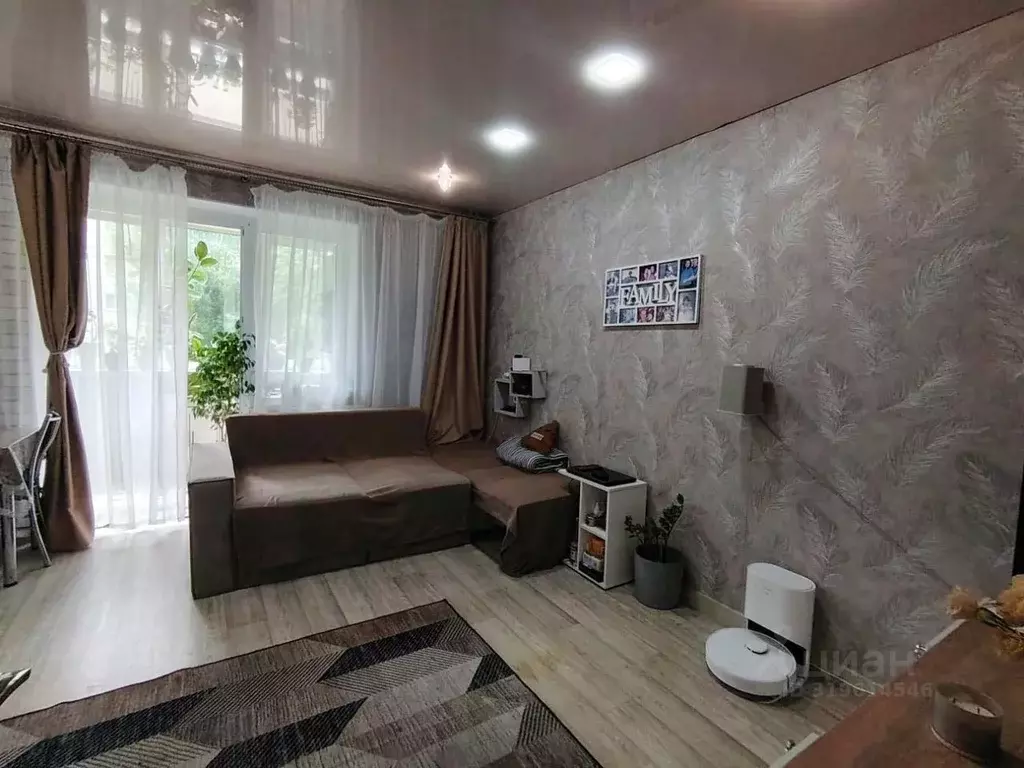 2-к кв. Челябинская область, Челябинск просп. Победы, 342А (56.6 м) - Фото 0