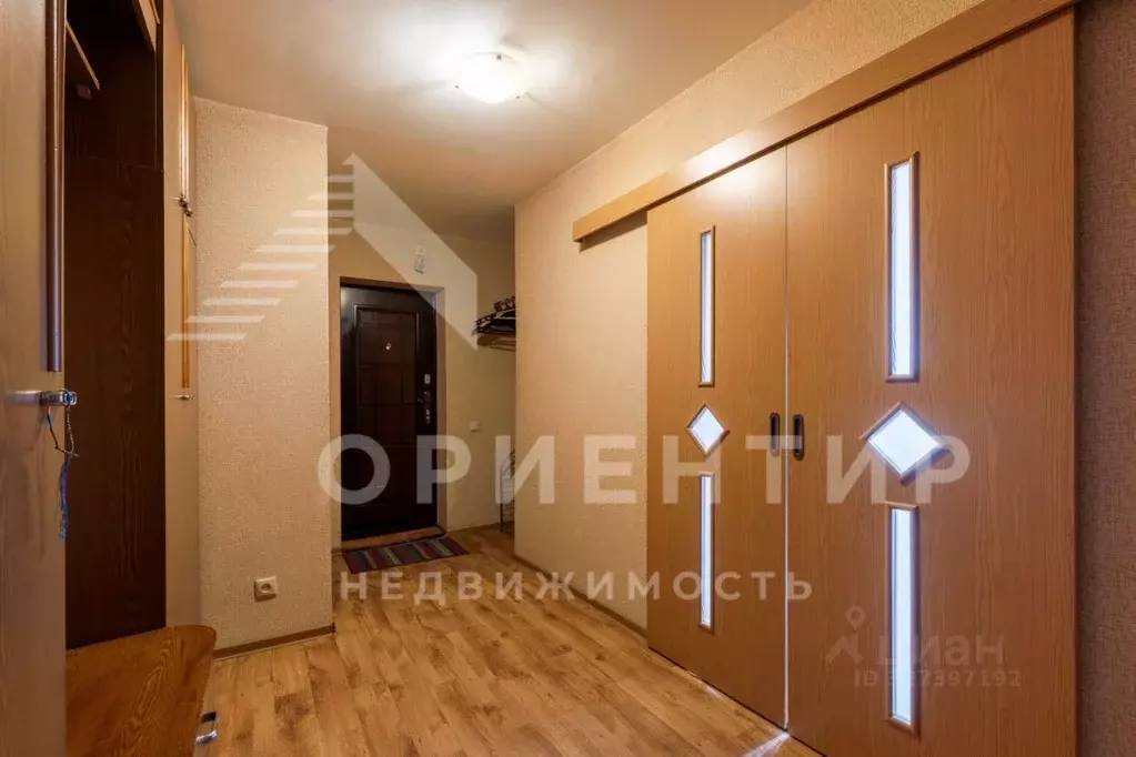 3-к кв. Свердловская область, Екатеринбург ул. Антона Валека, 12 (70.0 ... - Фото 2