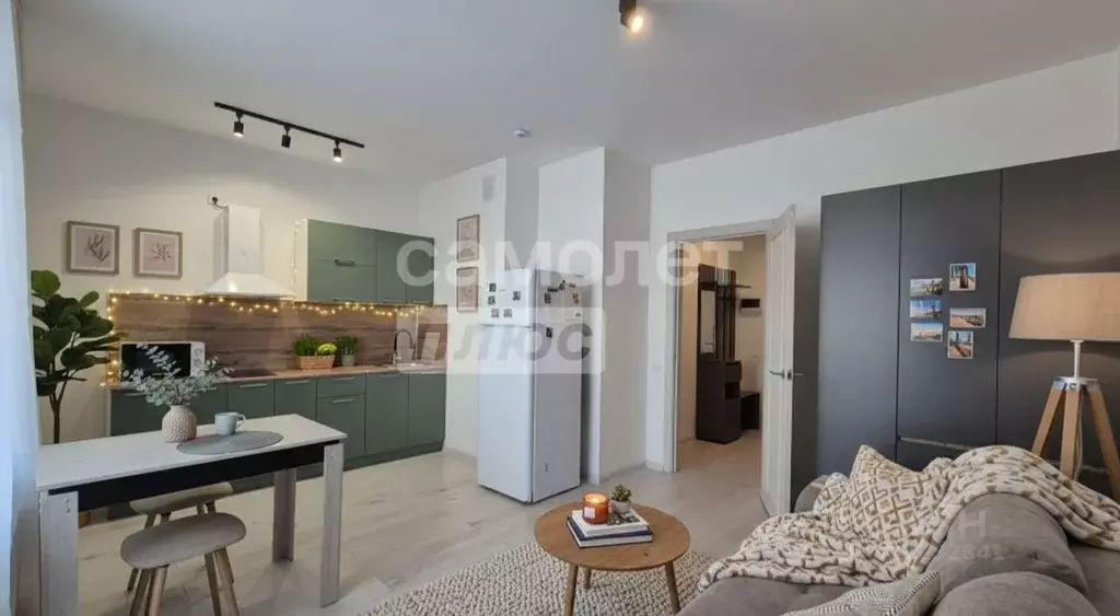 Студия Свердловская область, Екатеринбург ул. Викулова, 78 (30.0 м) - Фото 1