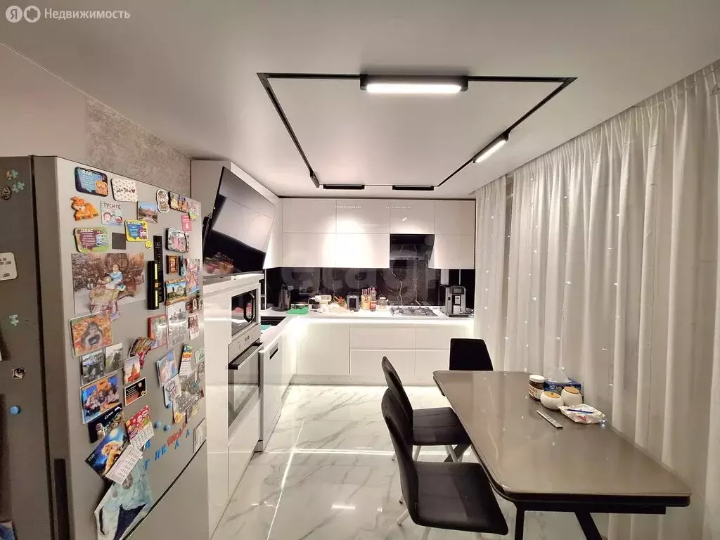 3-комнатная квартира: село Мариинский, микрорайон Лазурный, Лазурная ... - Фото 2