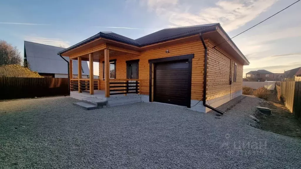 Дом в Иркутская область, Шелеховский район, с. Баклаши Садовая ул. ... - Фото 1