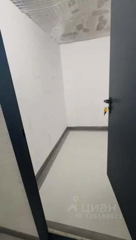 Гараж в Москва Новоостаповская ул., 7к1 (3 м) - Фото 2