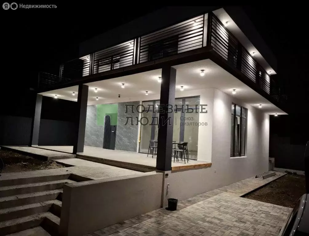 Дом в Севастополь, Гагаринский муниципальный округ (170 м) - Фото 0