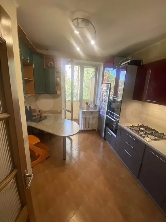 3-к. квартира, 80 м, 3/3 эт. - Фото 1