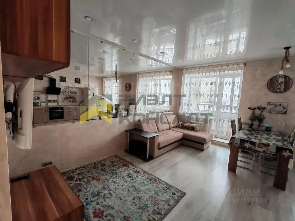 2-к кв. Омская область, Омск ул. Красный Путь, 105 (57.5 м) - Фото 0