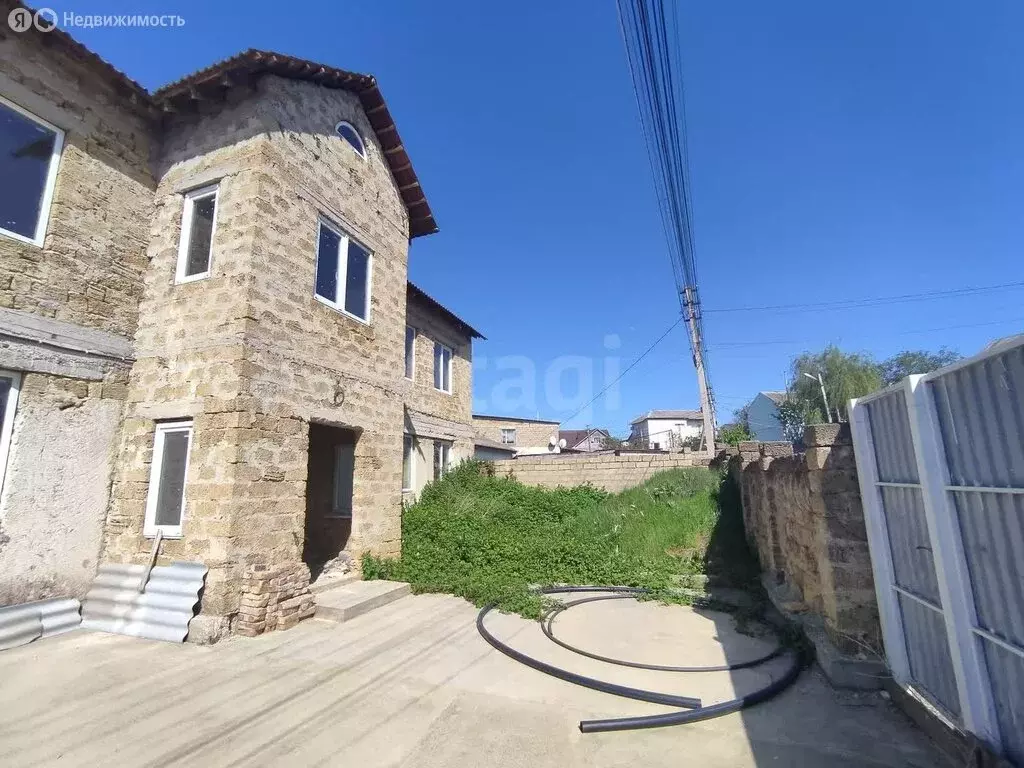 Дом в Симферополь, Звёздная улица (350 м) - Фото 1