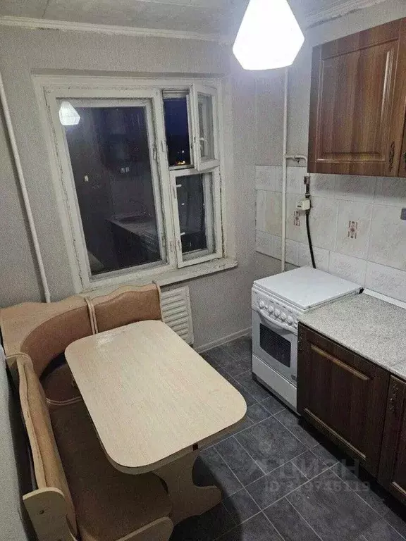 1-к кв. Омская область, Омск просп. Космический, 101к1 (30.0 м) - Фото 1